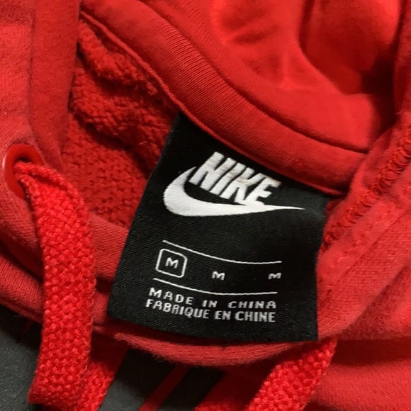 Reflective Nike hoodie - Picture 6 of 6